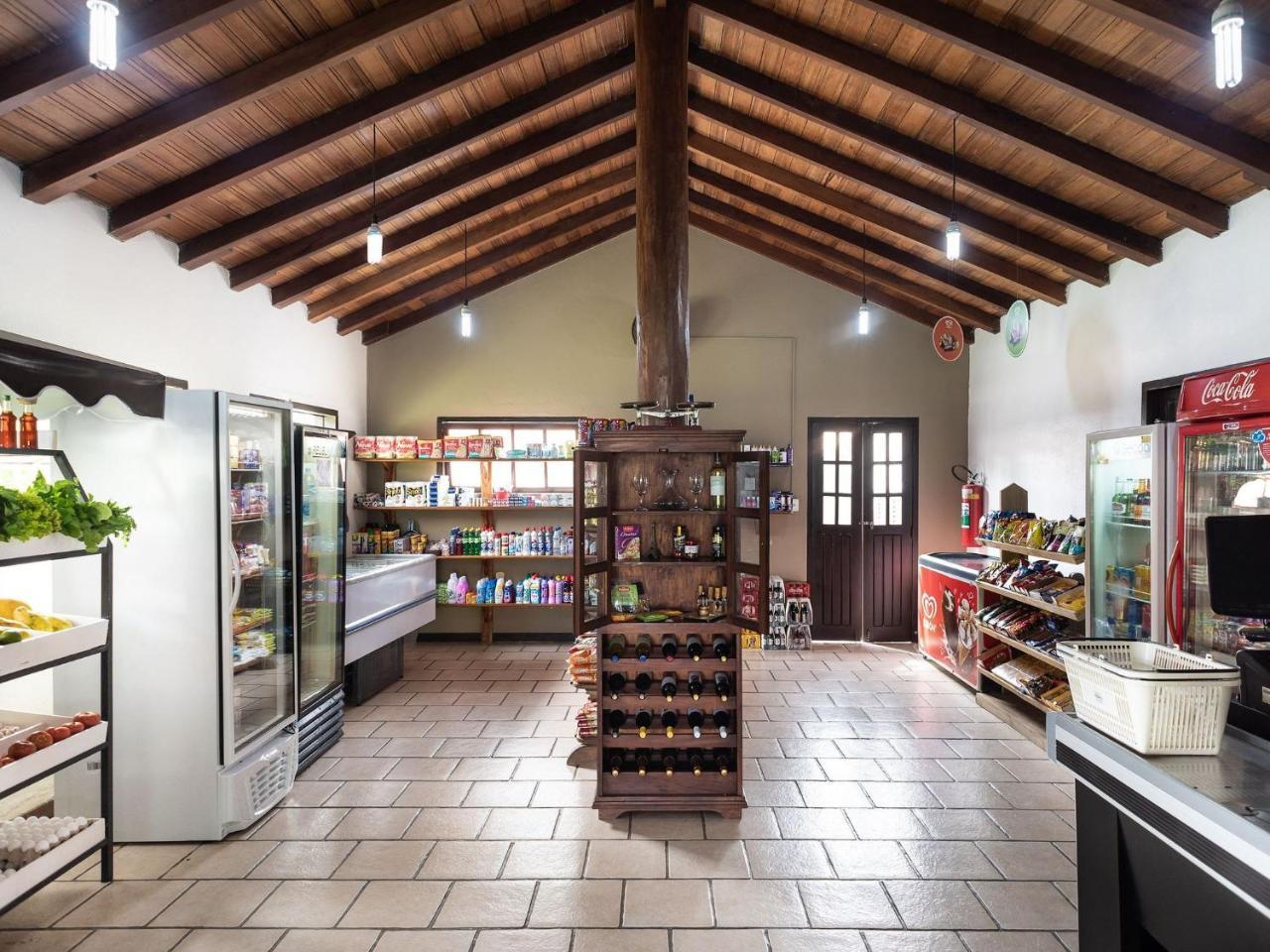 Suites Bangalo Chic Espelho Outeiro Acomodação com café da manhã  3*