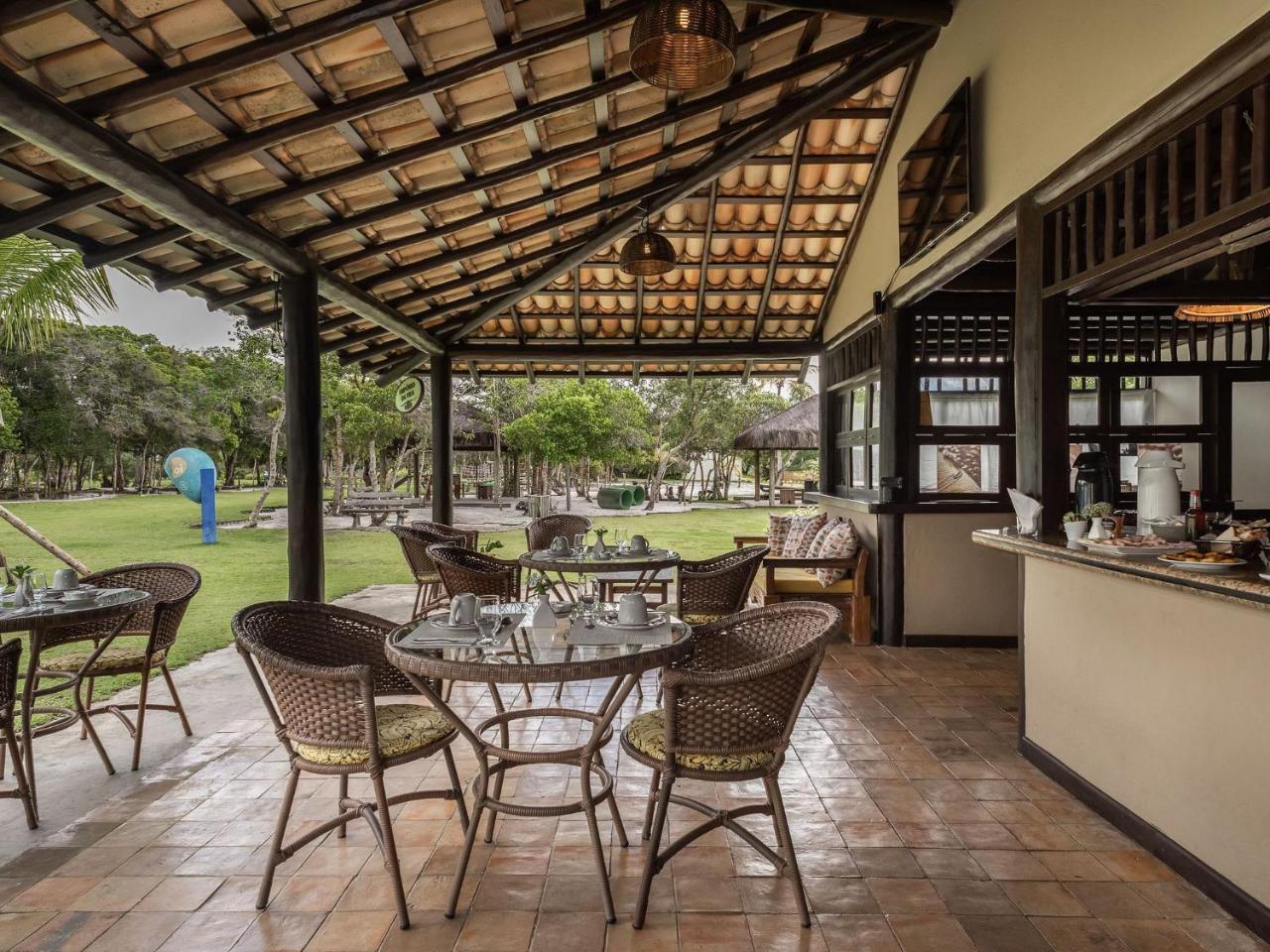 Suites Bangalo Chic Espelho Outeiro Bed & Breakfast