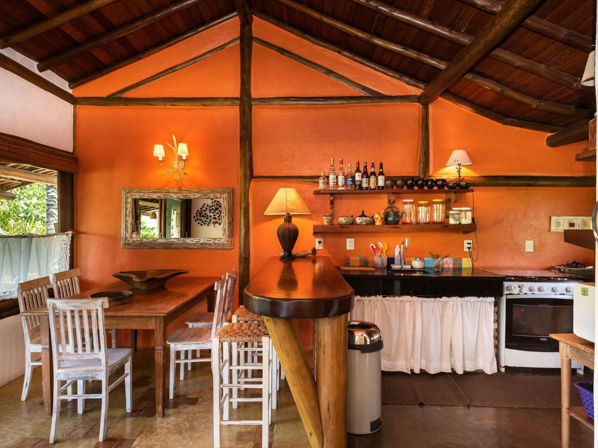 Suites Bangalo Chic Espelho Outeiro Bed & Breakfast